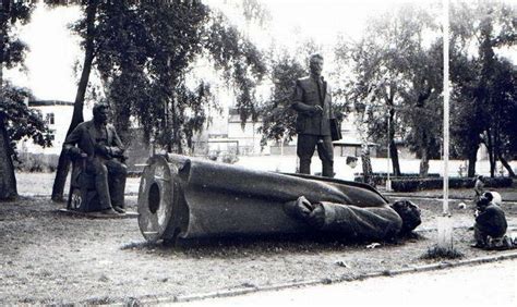 苏联819事件真实影像，装甲车开进莫斯科_新浪新闻