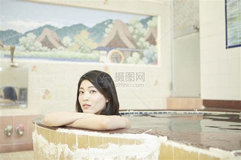 最环保 大师设计的时尚澡堂 (4)_新浪家居