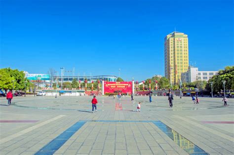 2019年首座吾悦广场开业 开启新城商业全年开业潮_搜铺新闻