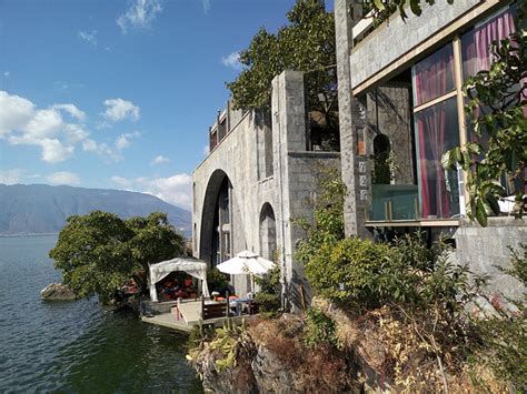 杨丽萍为洱海边酒店发声 她眼中“世上最美的房子”什么样丨嗜住_凤凰网旅游