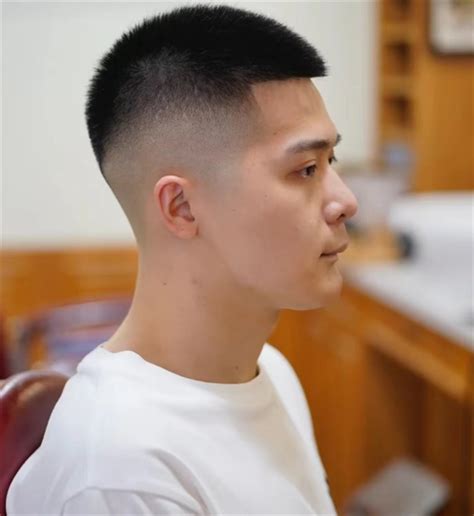 吴亦凡3年解锁28款男士发型, 一般男生才解锁到第5款|发型|男士|男生_新浪新闻