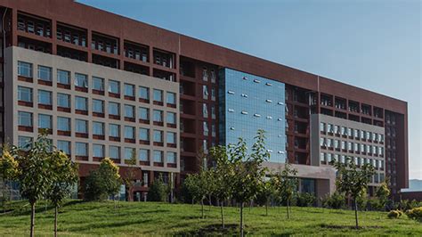 河北工业大学校园建设与管理处