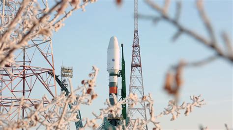 俄罗斯“质子 M”运载火箭发射升空|发射|拜科努尔_凤凰资讯