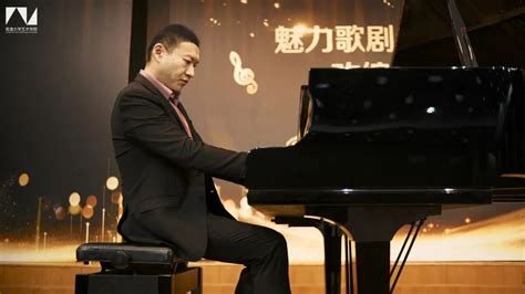 艺术学院成功举办青年钢琴家廖先冀钢琴独奏音乐会