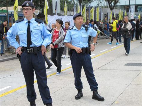 香港警察的有趣俗称，普通警员叫黑脚|香港警察|警员|有趣_新浪新闻