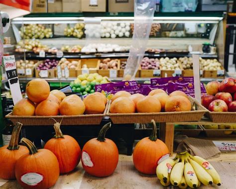 卖蔬菜利润一般大概多少？分享蔬菜水果店经营的十大方法技巧-超梦电商