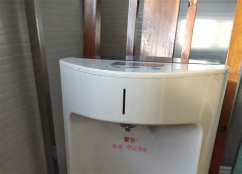 两个饮水机出售一个9成新 - 二手家电 - 桂林分类信息 桂林二手市场