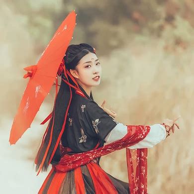 古风红妆新娘子头像女生