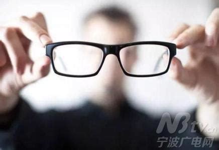 重庆高考考生做近视手术前要注意点啥？做了近视手术能参军吗？_专业_视力_检查