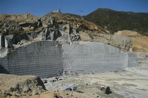 河北省易县：一个生态县遭遇的违规采矿难题-神州快讯网