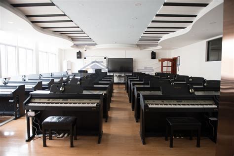 音乐教室 数码电钢琴教室 - 音乐教室、功能室设备 - 浙江绿盾教学设备有限公司
