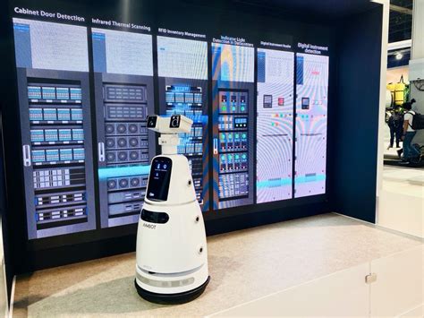 CES 2020：优必选携大型仿人服务机器人Walker等多款新品亮相