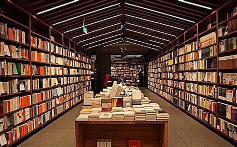 广州购书中心黄埔店，且看豪镁如何筑就你我的_书店装修_豪镁官网