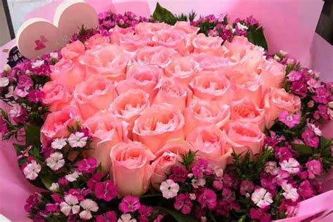 妻子生日送什么花好？不同年龄所送的玫瑰花不同！-六朵花