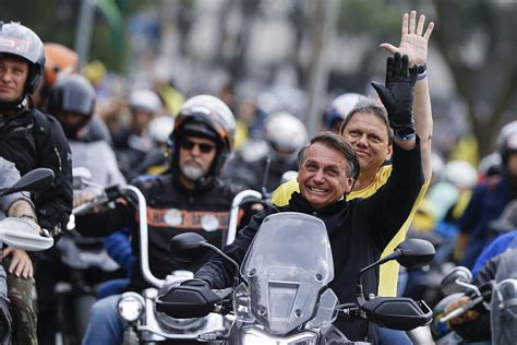 卢拉击败现任总统博索纳罗 成为巴西下一任总统_凤凰网视频_凤凰网
