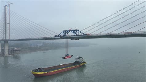 新白沙沱长江特大桥创下三项世界第一即将与渝贵铁路一起投入运行