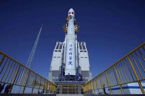 民营航天公司首枚火箭总装完毕 拟四季度发射_新闻中心_中国网