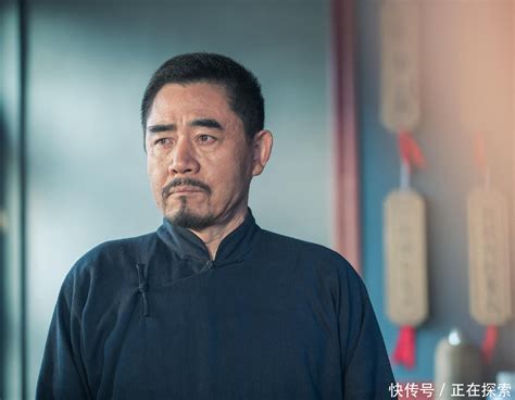 陈宝国儿子陈月末近照，当演员曾遭父亲反对，如今33岁还未走红