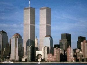 发现了911事件前两周在美国纽约世贸大厦内外拍下的一组照片