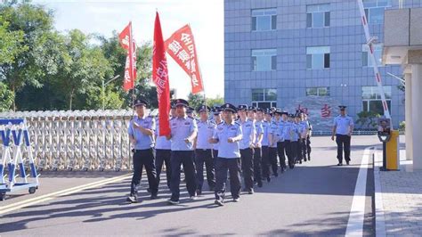 忻州市公安机关开展“健步走”活动