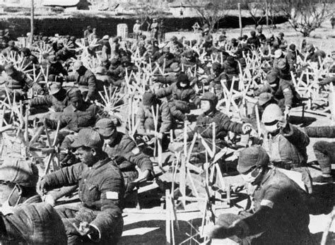 1940年抗日战争：日军在战场上进行扫荡时 张自忠在血泊中站了起来_凤凰网视频_凤凰网