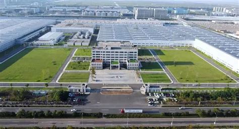 规划年产能30万台，杭州湾探秘极氪工厂，讲述极氪001背后的故事