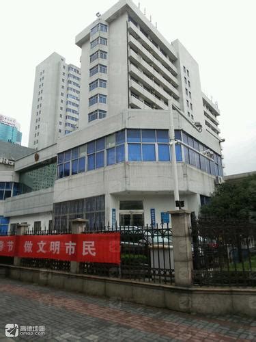 案例欣赏：宁波鄞州区行政服务中心的铝板百叶格栅幕墙