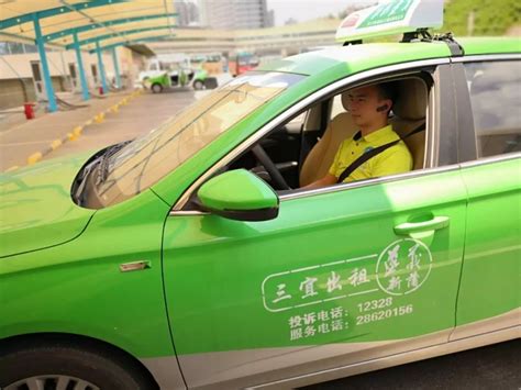 新乡纯电动出租车达百辆 司机月收入5000元 - 第一电动网