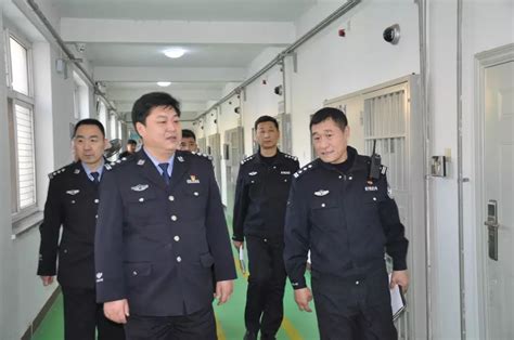 郸城县公安局长体验“看守所长”，实地解决困难和难题-大河新闻