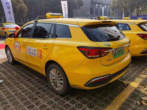 上汽荣威Ei5助力南京出租车行业绿色转型升级