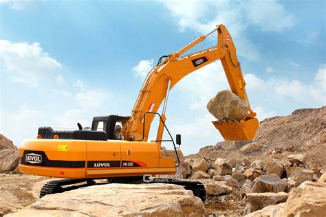 雷沃重工挖掘机FR330/效率王产品高清图-工程机械在线