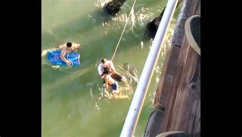 女子海边溺水身亡！两名男子施救竟无能为力_腾讯视频