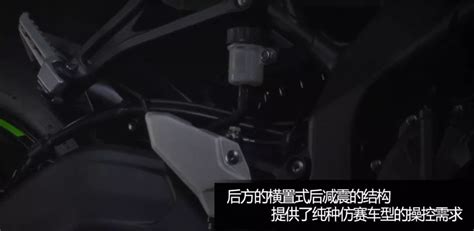 杜卡迪发布全新Monster 821，配电子快排，滑动离合等-新浪汽车