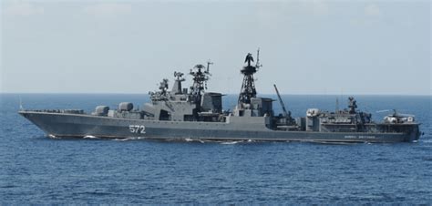 俄媒：南海最南端海域出现一辆漂浮“坦克”，印尼尝试打捞失败|印尼_新浪财经_新浪网