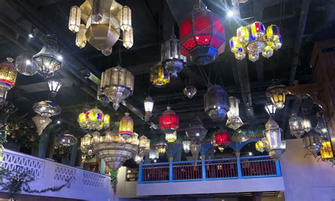 200余种特色美食，乌鲁木齐网红餐厅，简直是新疆美食博物馆