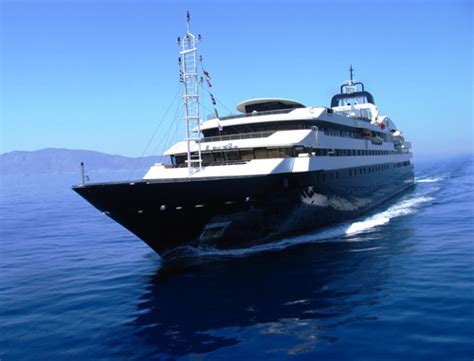 皇家加勒比国际游轮-海洋奇迹号邮轮介绍_甲板_房间_家庭
