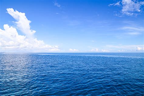 梦到大海是什么意思 梦见大海有什么预兆 - 万年历