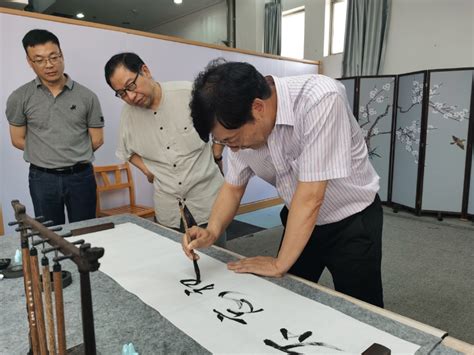 书道薪火——2022中国国家画院与怀柔区教委书法进校园合作项目展在中国国家画院美术馆开幕