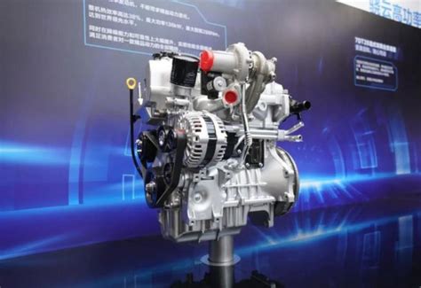 宋PLUS搭载的骁云全新1.5Ti高功率发动机荣获“中国心”十佳发动机称号-优车客-金融界