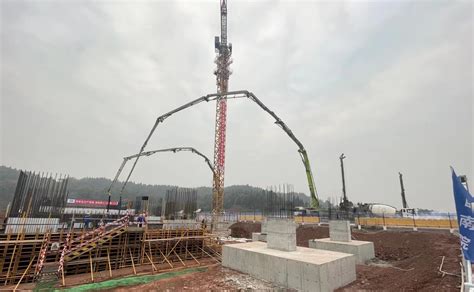 江海大道首个大体积承台混凝土浇筑完成_南通路桥工程有限公司