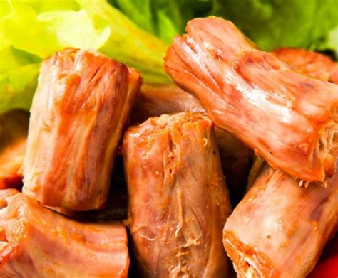 绝味鸭脖，不仅好吃，还有故事，让你品尝到中国传统美食的魅力|鸭脖|魅力|好吃_新浪新闻