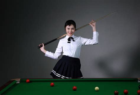 台球非主流拍照头像女生