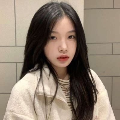纯情温柔的头像女生