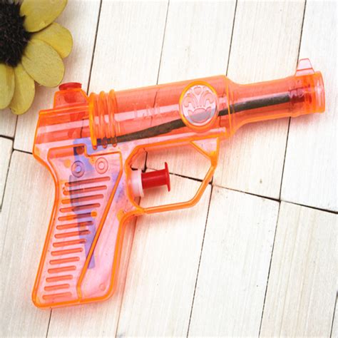 一元店 儿童玩具 水枪 嬉水玩具 喷水小玩具 透明小水枪