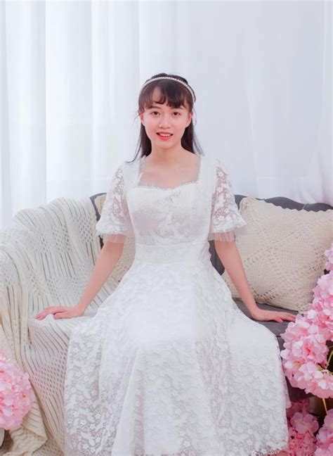 李多彬/李妍雨图片