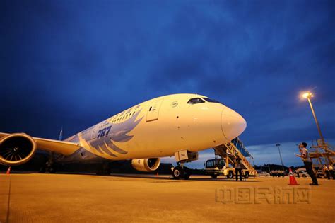 金砖梦想号 厦航首架波音787-9飞机来啦_航空资讯_天天飞通航产业平台手机版