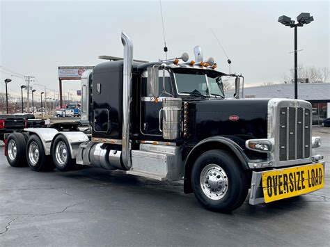 NEW DIAMOMD RED 389 JUST IN! - Peterbilt of Sioux Falls