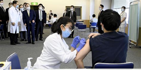 36人接种疫苗后死亡，韩国政府刚刚做了个决定_手机新浪网