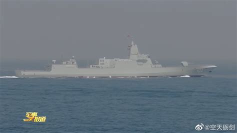 中国海军117西宁舰服役 系北海舰队首艘052D舰(图)_手机新浪网
