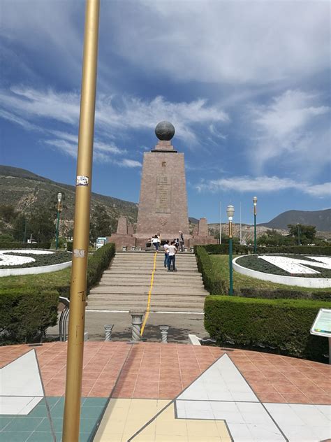 2020赤道纪念碑整个景区的游览大约在两个小时左右，作为厄瓜多尔的一张旅游名片，推荐游览，而且是强烈推荐_赤道纪念碑-评论-去哪儿攻略